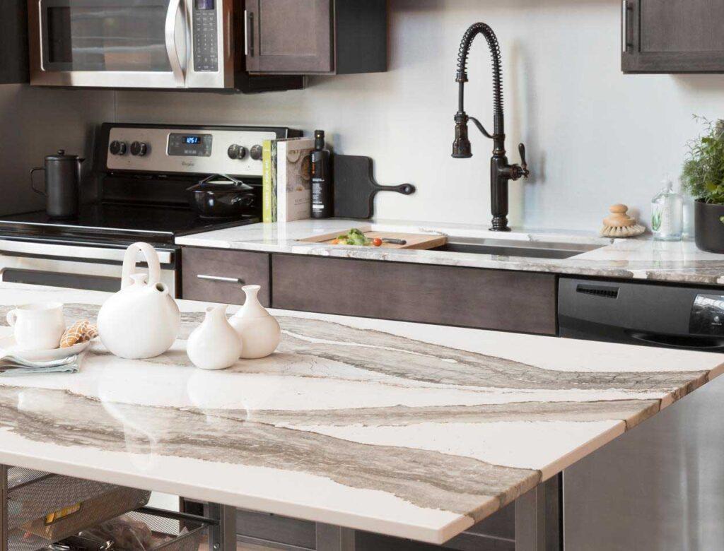 Asterum A4101 Safary изготовлено в правила камня