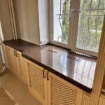 Столешница на кухню и 2 столешницы из кварцевого агломерата изготовлено в правила камня