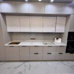 Прямая столешница на кухню изготовлено в правила камня