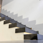 Ступени для лестницы изготовлено в правила камня