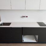 Столешница и фартук из акрилового камня изготовлено в правила камня