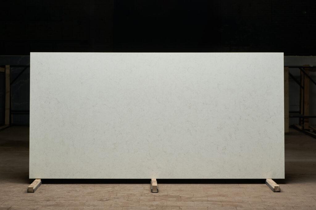 Primax Quartz 912 White Carrara изготовлено в правила камня