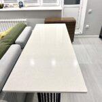 Обеденный стол изготовлено в правила камня