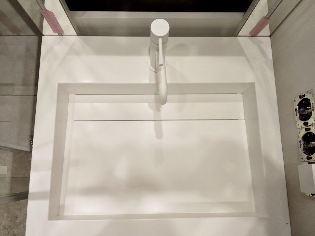 Каменная раковина в ванную комнату изготовлено в правила камня