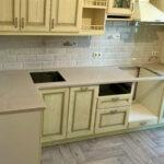 Угловая столешница из акрила на кухню изготовлено в правила камня