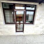 2 подоконника и порог из акрилового камня изготовлено в правила камня